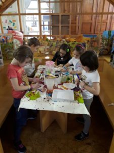 Bimbi al lavoro (1)